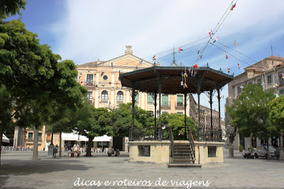 Coreto da Praça da Catedral de Segovia